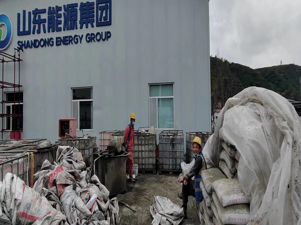 乌苏厂房地面下沉注浆加固